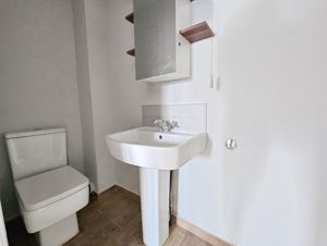 Photo 16- click for photo gallery